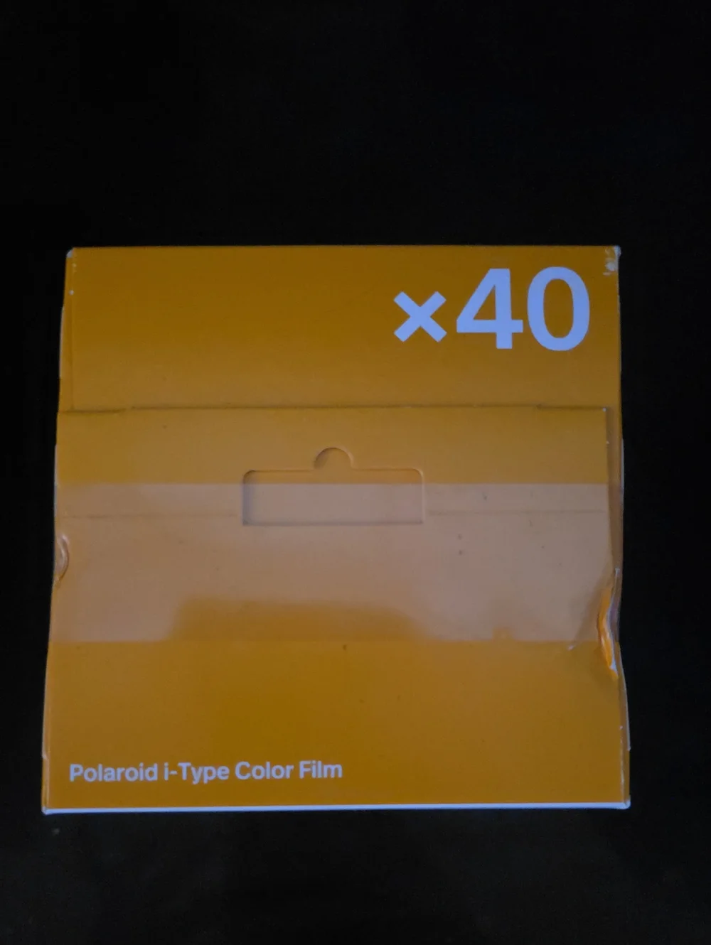 Polaroid comes pack
